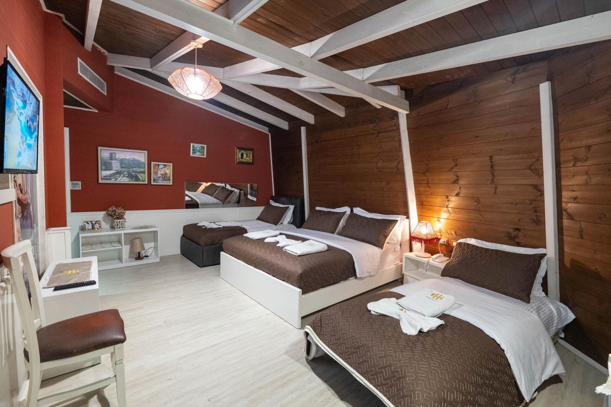 Hotel Aria Tirana Buitenkant foto