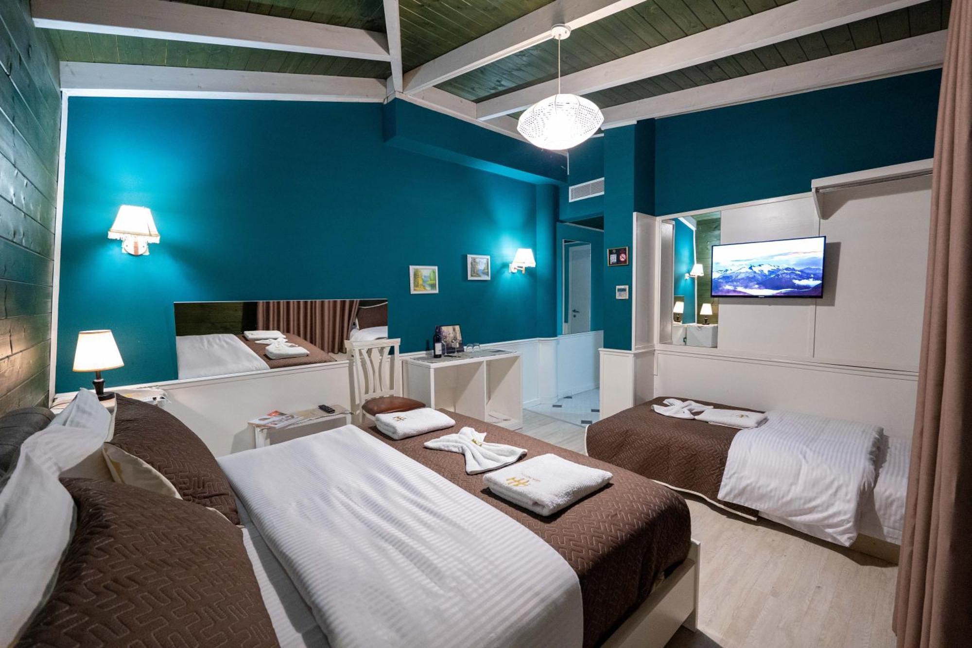 Hotel Aria Tirana Buitenkant foto