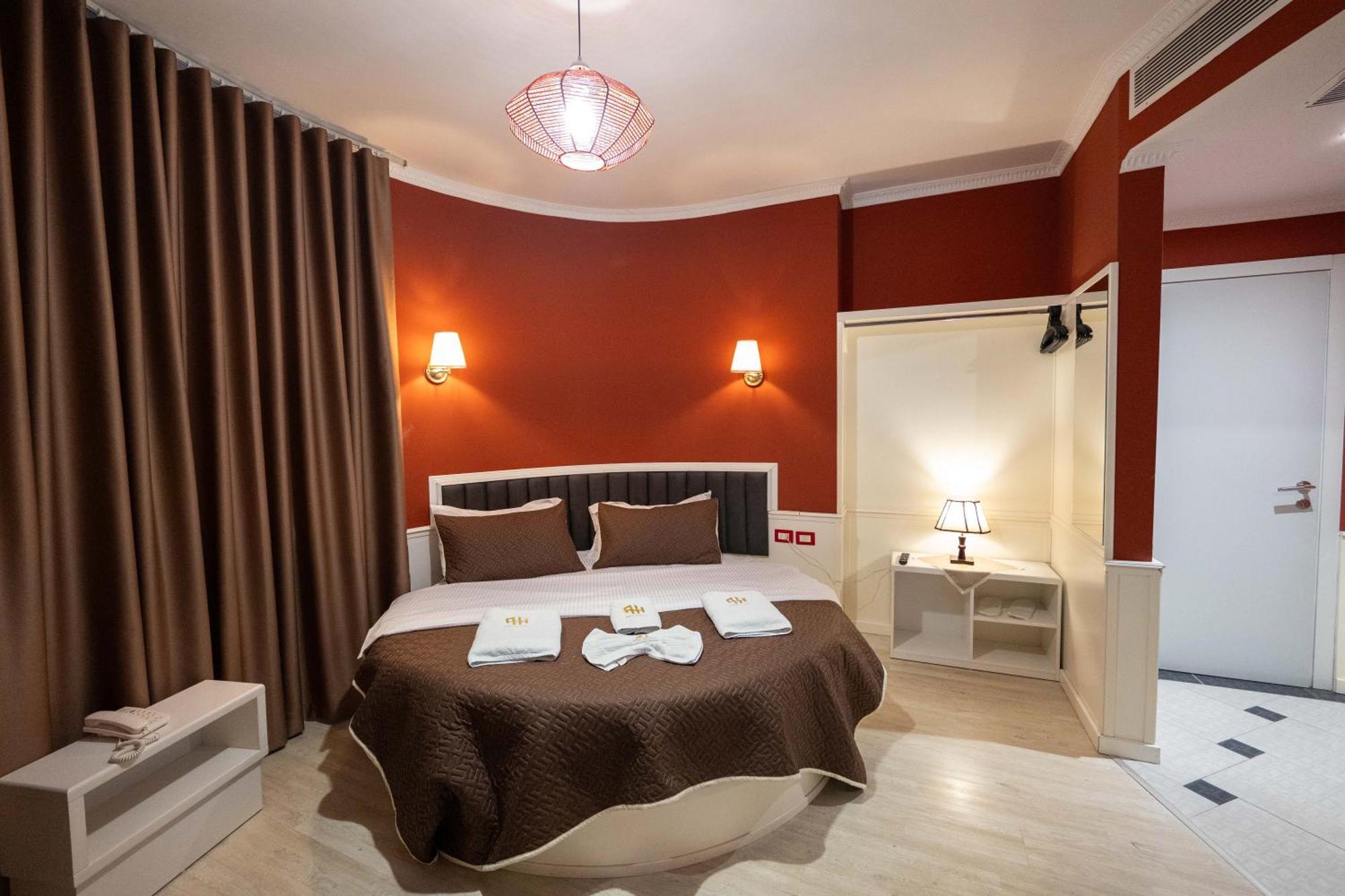 Hotel Aria Tirana Buitenkant foto
