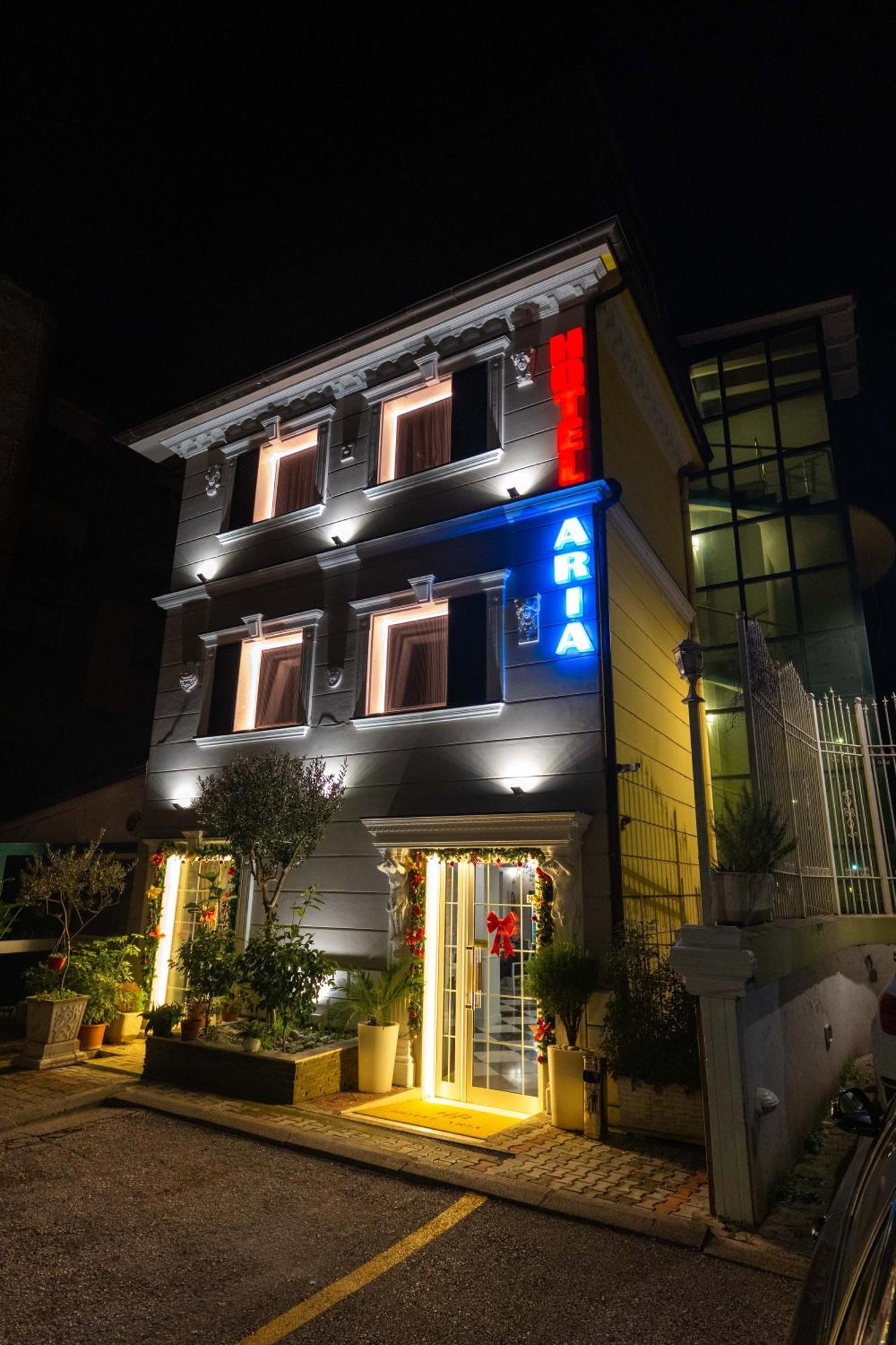 Hotel Aria Tirana Buitenkant foto