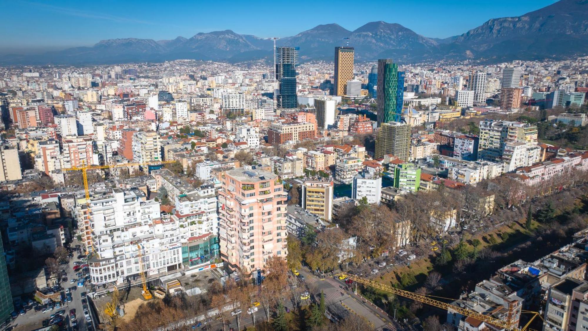 Hotel Aria Tirana Buitenkant foto