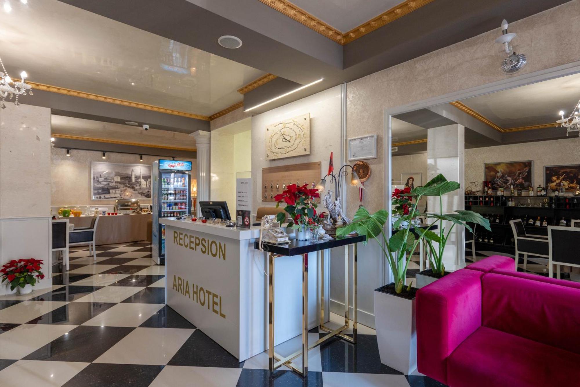 Hotel Aria Tirana Buitenkant foto